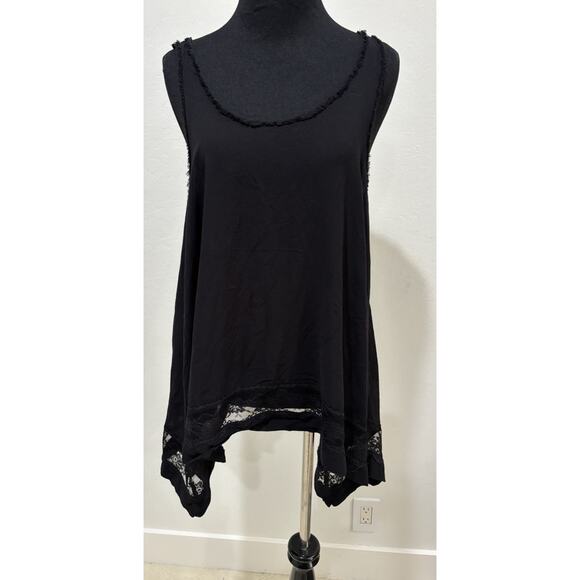 FREE PEOPLE Intimately Black Hi-Low Lace trim Cami Tank Top Size Small - Picture 2 of 6
